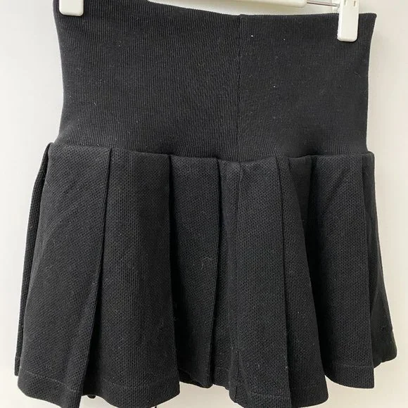 Women's Winter Knit Skirt - Picture 3 of 12